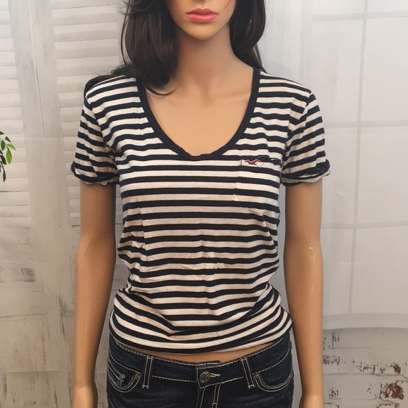 Hollister Tops - FREE w/ Purchase! Hollister tee